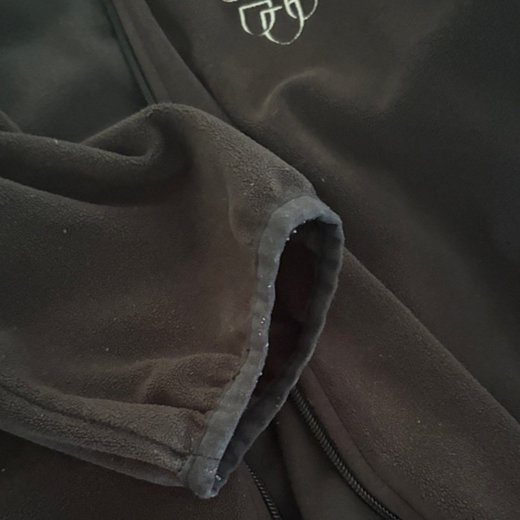 Black zip up Mayo fleece jacket - Picture 5 of 9